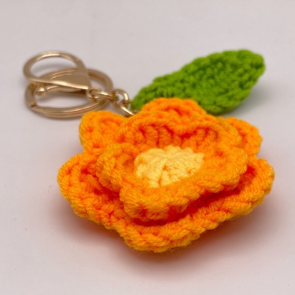 HANDMADE | Orange Crochet Hibiscus | Bag Charm | Keychain (Brand New!) ✨ - Picture 5 of 9